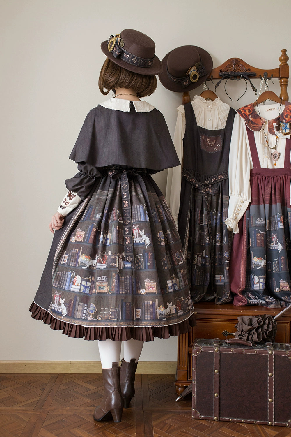 Miss Point - German Bookshelf - Classic Lolita OP Dress & Detachble Cape 44023:792388