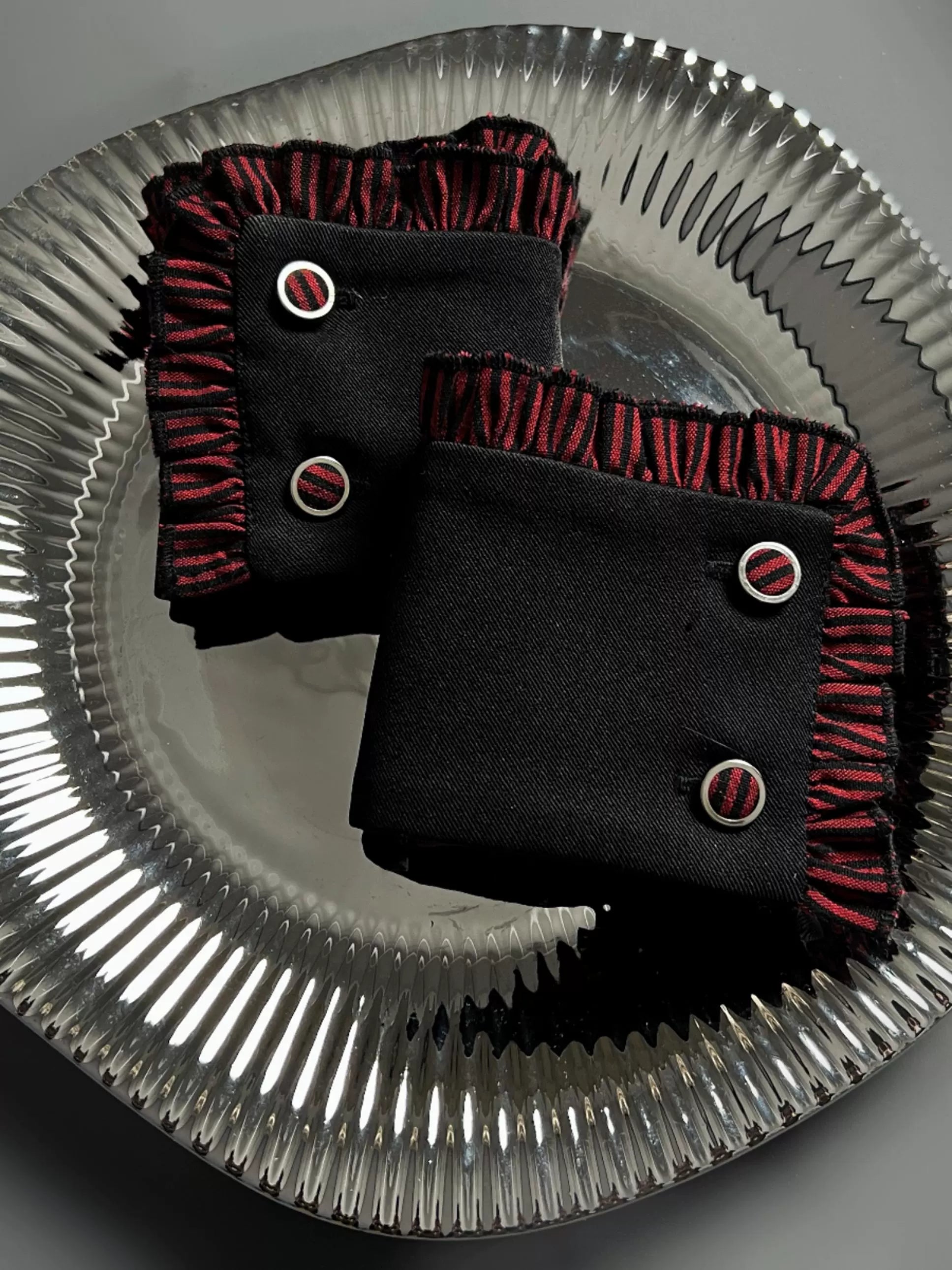 Alice Girl - Lolita Potion - Gothic Lolita Cuffs and Embroidered Badge Burgundy cuffs only
