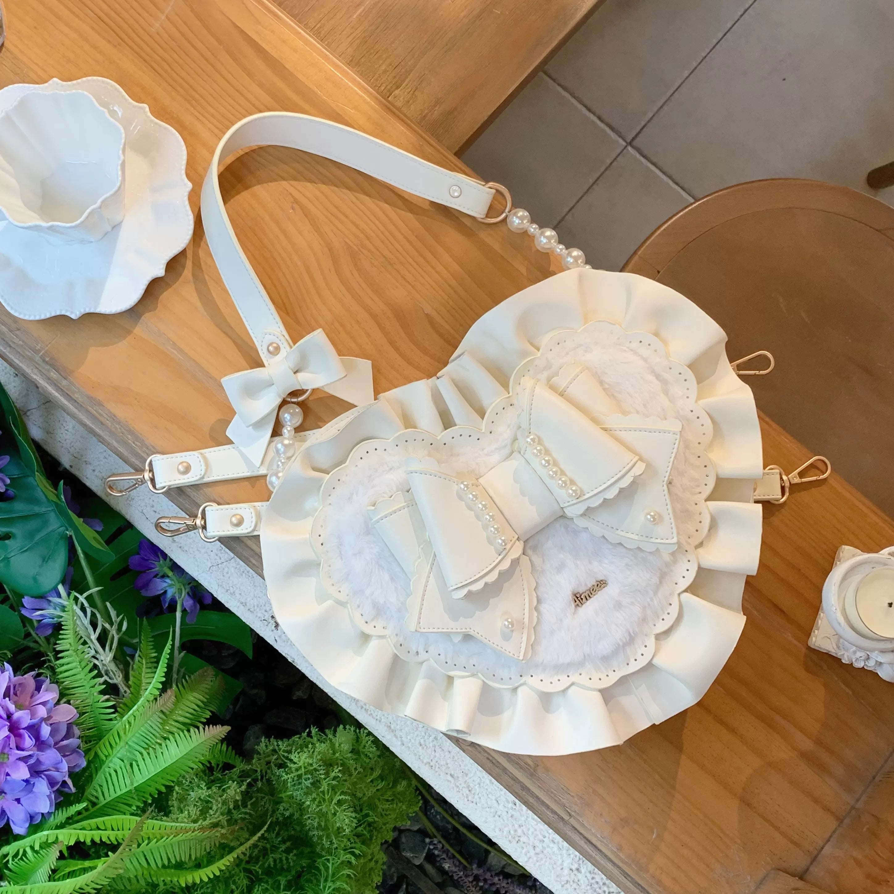 Small Gift Box - Sweet Lolita Heart Handbag, Bow Accent 44535:811695