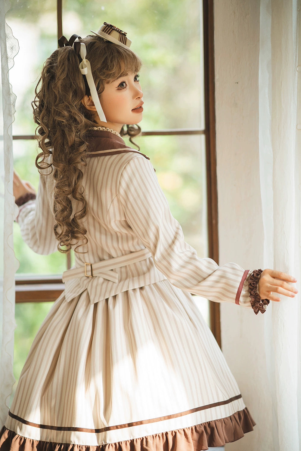 Miss Point~Classical Chocolate~Classic Lolita Jacket Elegant Striped Short Outwear