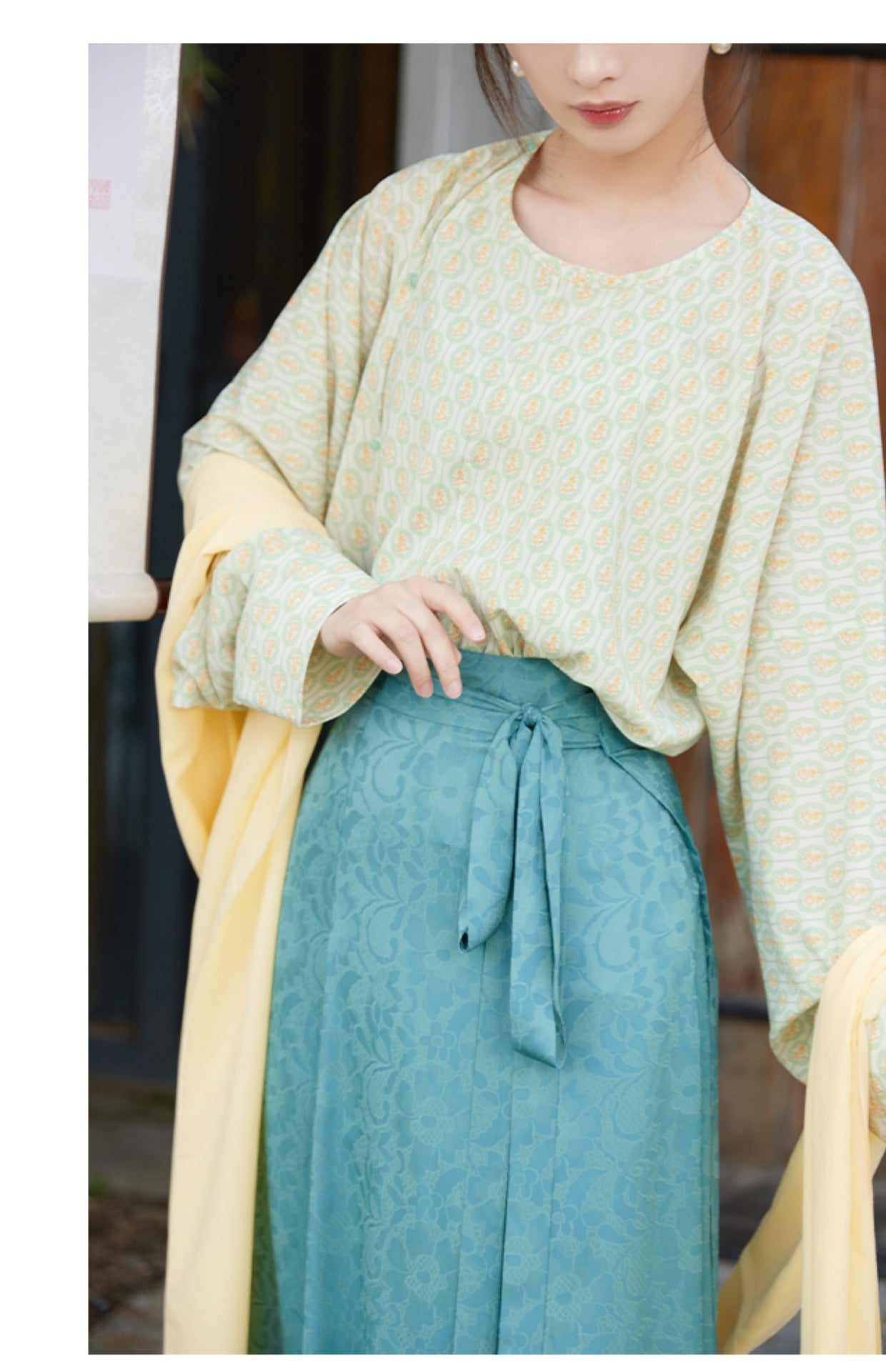 Chixia~Han Lolita Blue Eight-piece Skirt and Yellow Shirt shirt S 