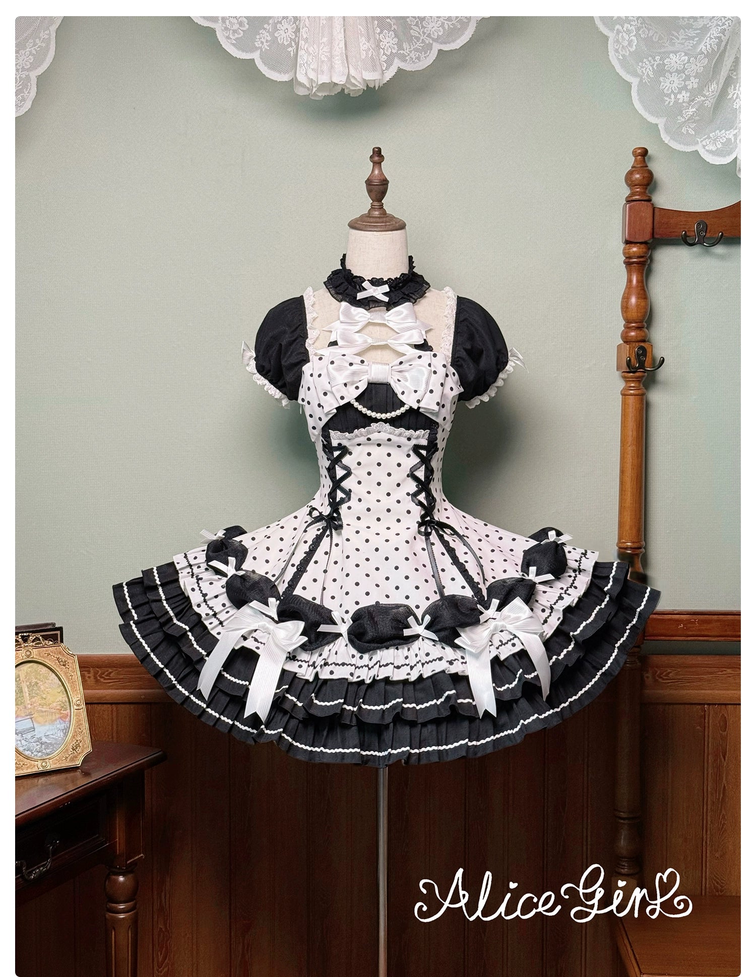 Alice Girl - Old School Polka Dots - Halter Neck Sweet Lolita OP Dress (White / L M S XL XS XXL) 43701:783542