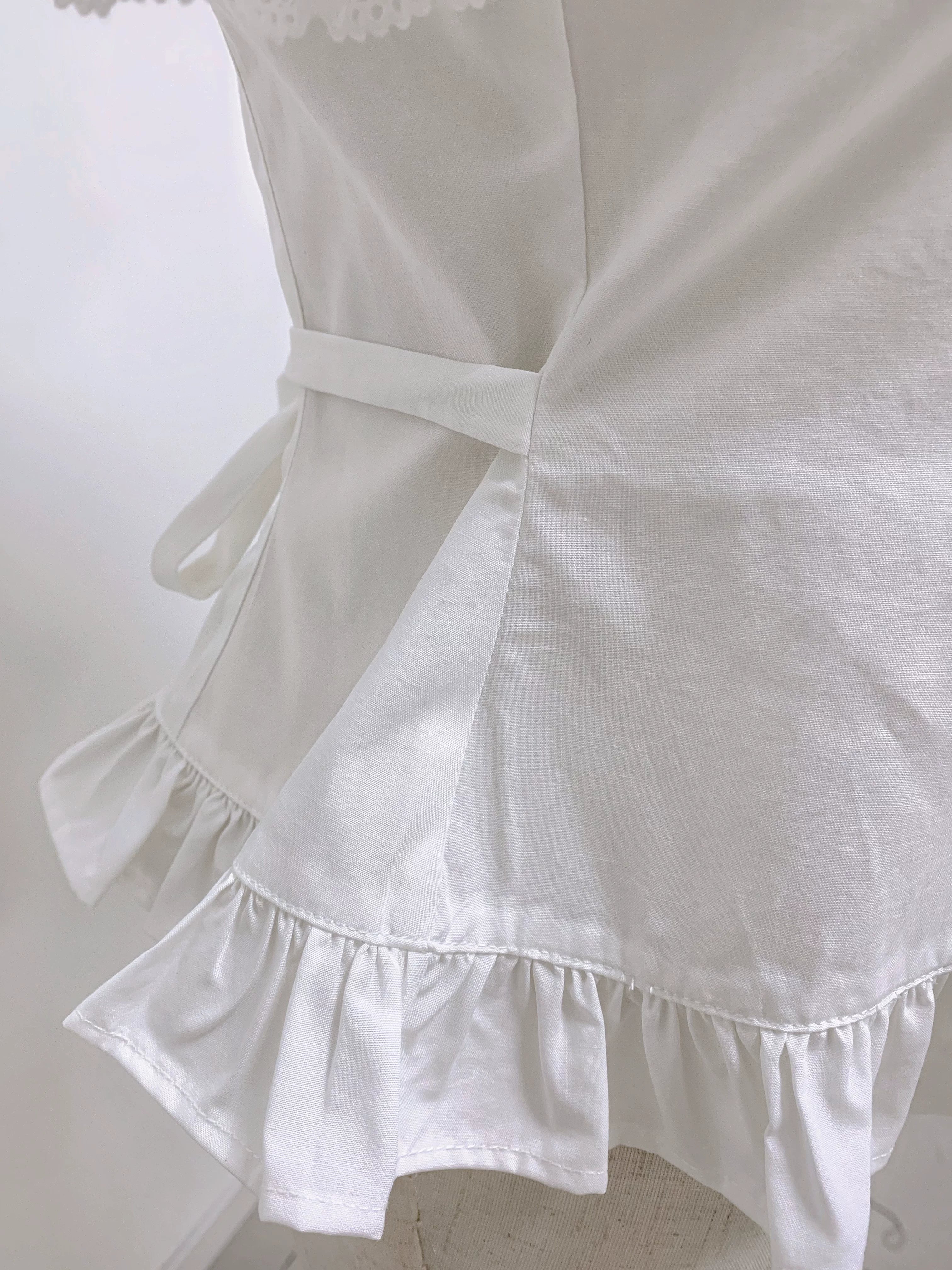 Ice Cream - Old School Lolita White Fitted Blouse with Bow 45602:854756