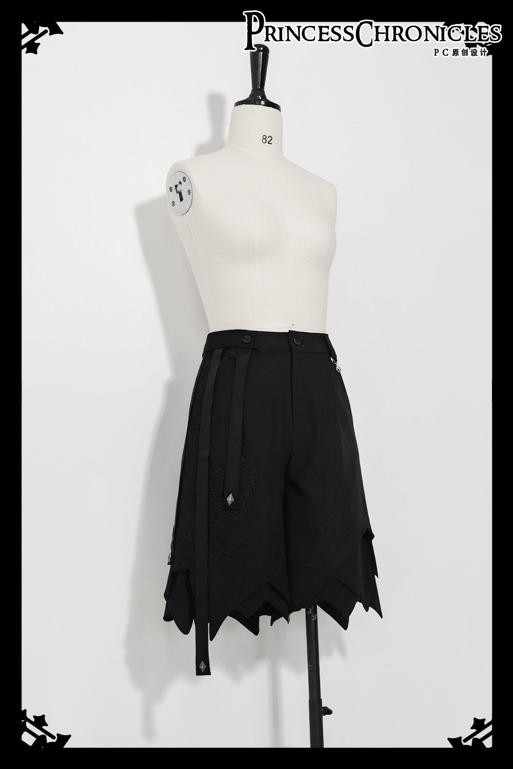 Princess Chronicles - Ouji Lolita Irregular Hem Black Shorts S black shorts (preorder)