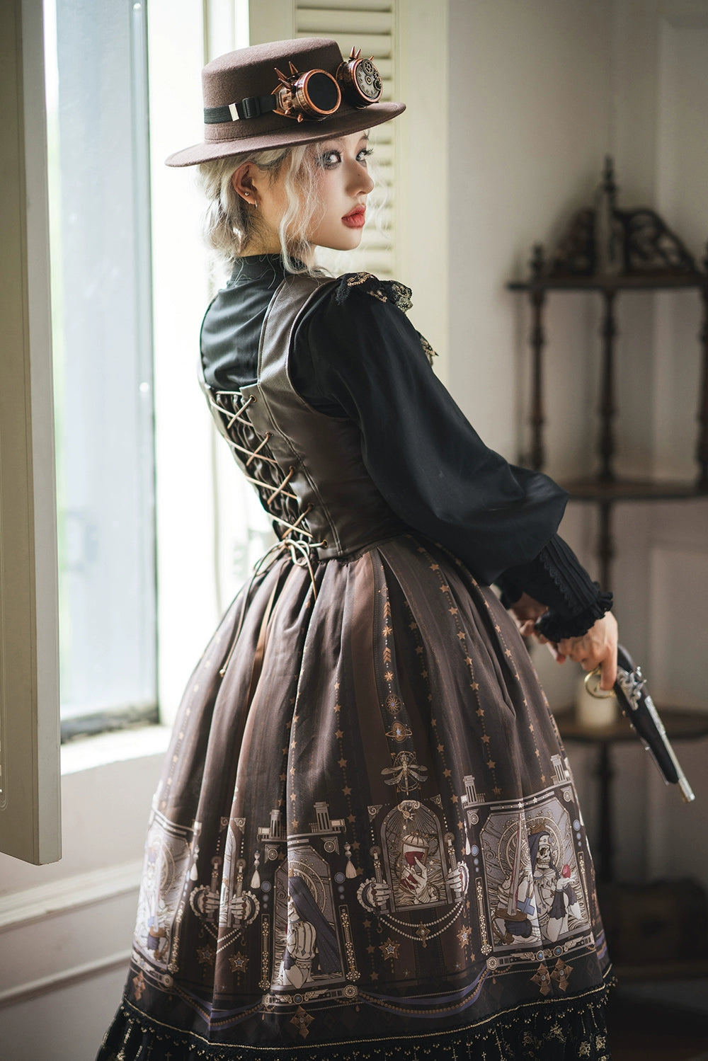 Miss Point - Demon Hunting Notes - Fishbone Gothic Lolita Skirt