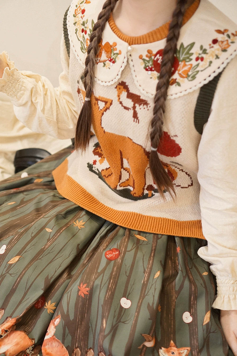 (BFM)Miss Point~Fat Fox in the Forest~Kawaii Lolita Accessories Knitted Fox Scarf Embroidered Faux Collar   