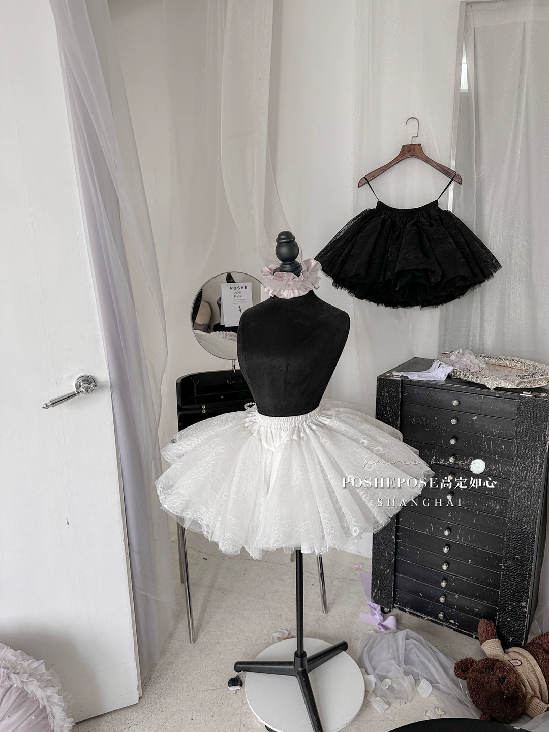 POSHEPOSE~Daily Lolita Pannier White Black Petticoat   