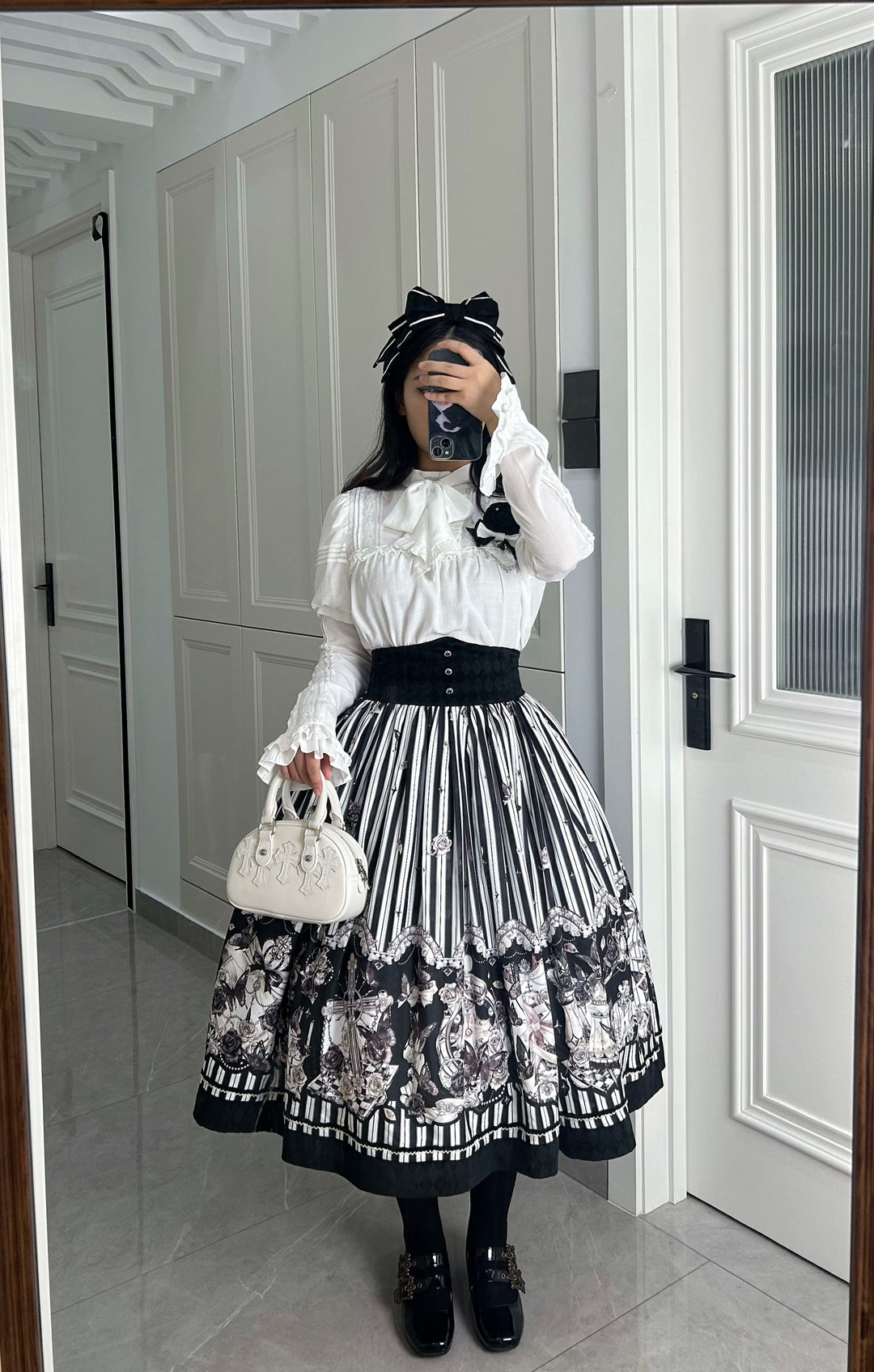 (Buyforme)Little Bear~Gothic Lolita Black and White Striped JSK Set   