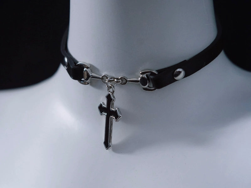 Strange Sugar~Gothic Lolita Choker with Cross Pendant