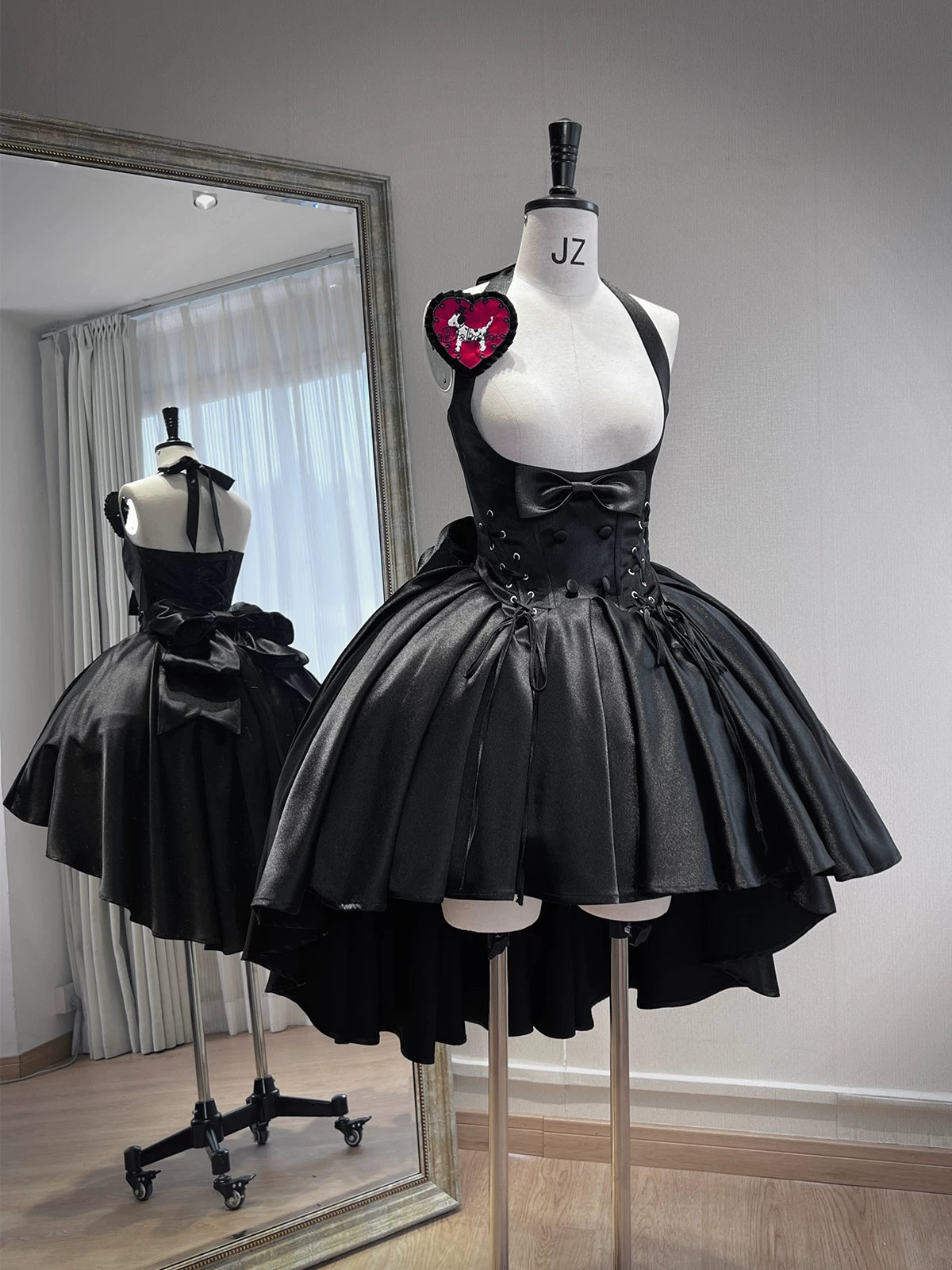 Dalmatian - Gothic Lolita Bust-supporting JSK Dress, High-low Hem 45605:854965