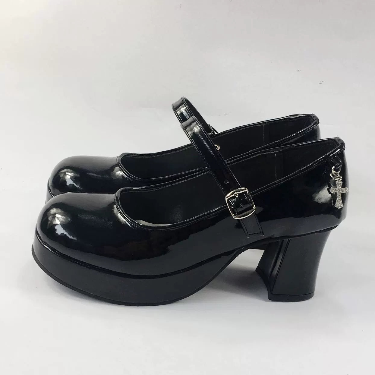 Antaina - Punk Lolita Heels Shoes Metal Cross Horseshoe Heel Shoes Black(front 3cm/ back 7.5cm ) 32