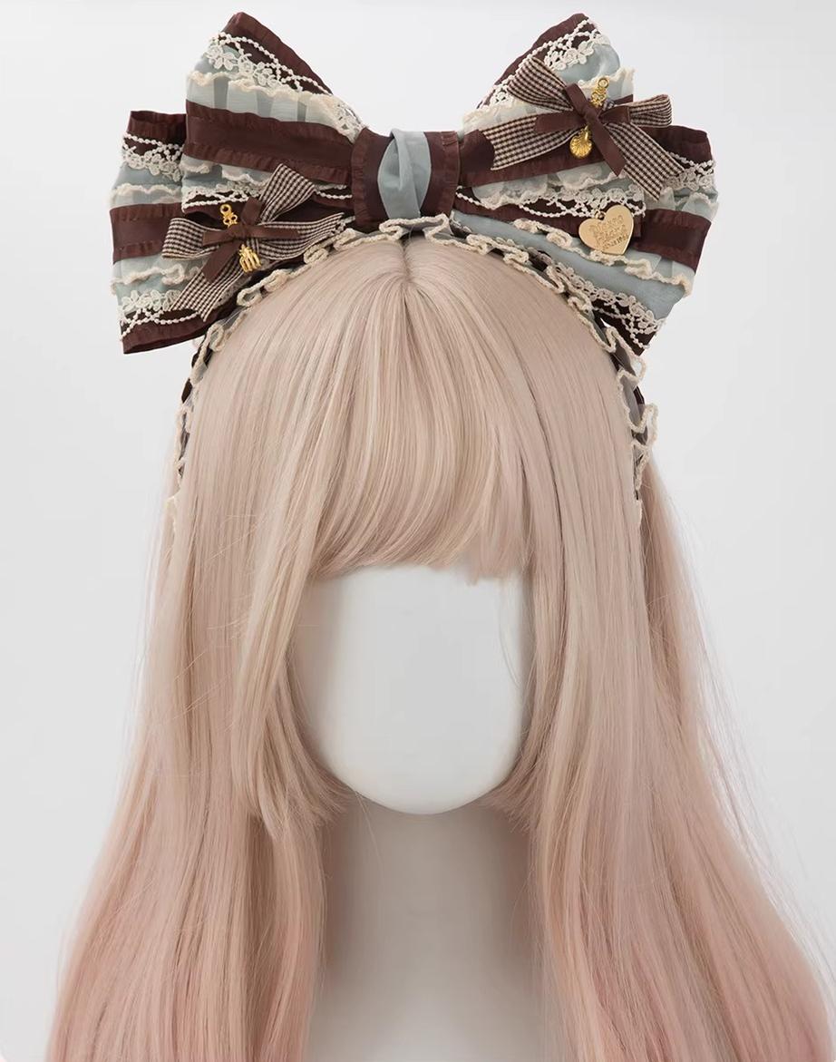 Mint Chocolate Puff - Lolita Cake Inspired Mini Top Hat, Large Bow KC