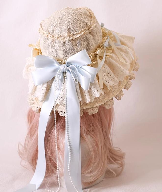 Xiaogui~Elegant Lolita Sunshade Hat Floral Bow Hats One size fits all. The brim has soft wires that can be shaped. Satin ribbon in light blue and beige (lace hat) 