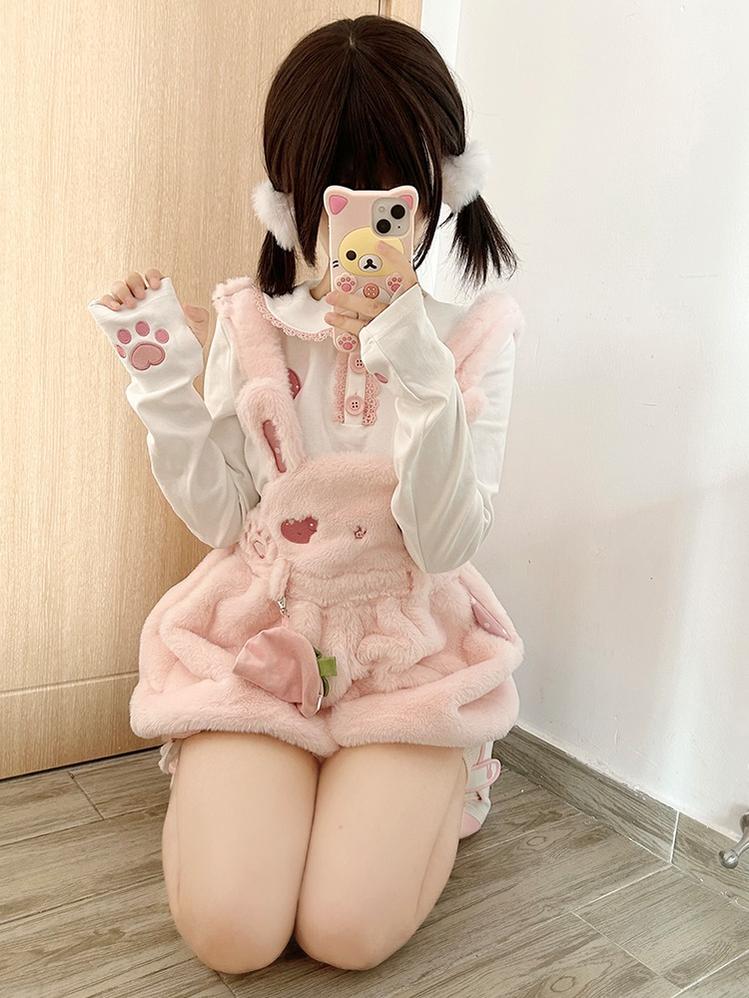 To Alice~Sweet Lolita Strap Shorts Strawberry Rabbit Winter Lolita Suit