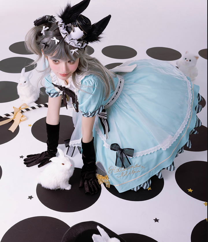 Confession Balloon~Alice in Wonderland~IP Collab Sweet Lolita OP Dress and KC