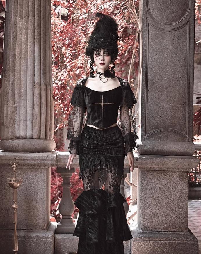 Blood Supply~Duchess~Black Gothic Lolita Shirt Cross Velvet Lace Mutton Sleeve Top   