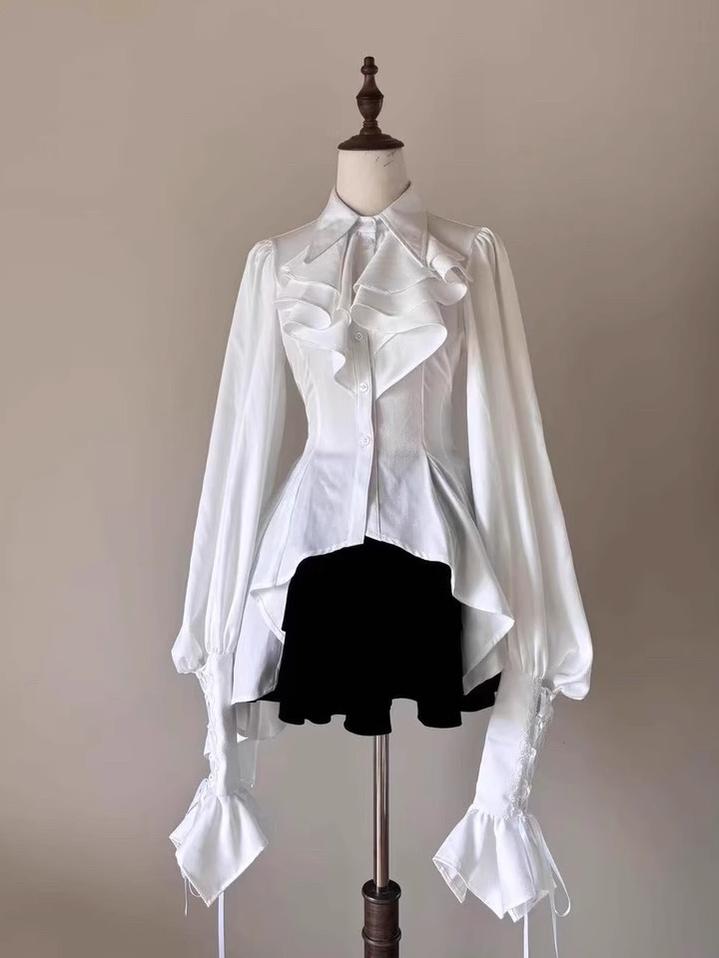 Danger Girl~The Persevering~Ouji Lolita Shirt Gothic Blouse with Mutton Sleeves