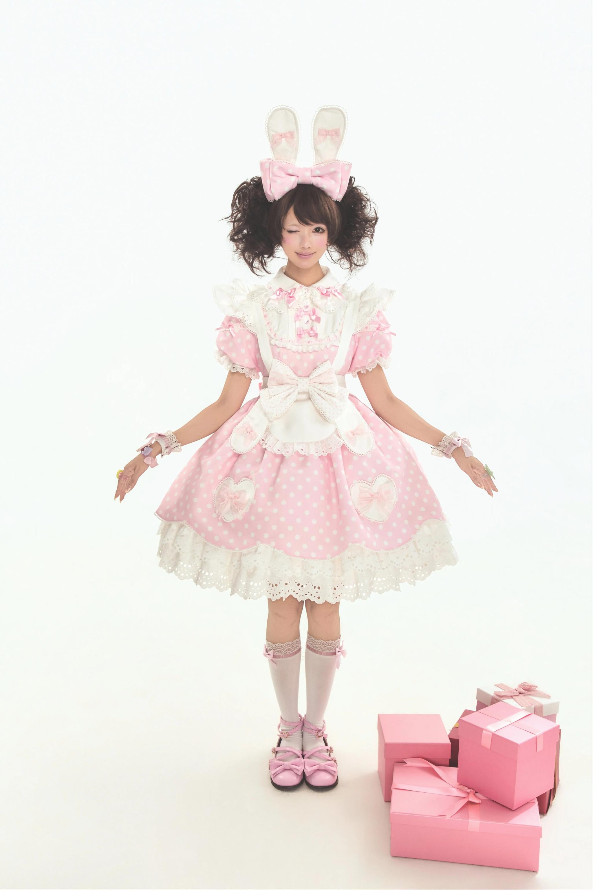 Bunny Kissaten - Four Colors Old School Lolita Polka Dot OP, Bunny Ear Apron 45824:864360