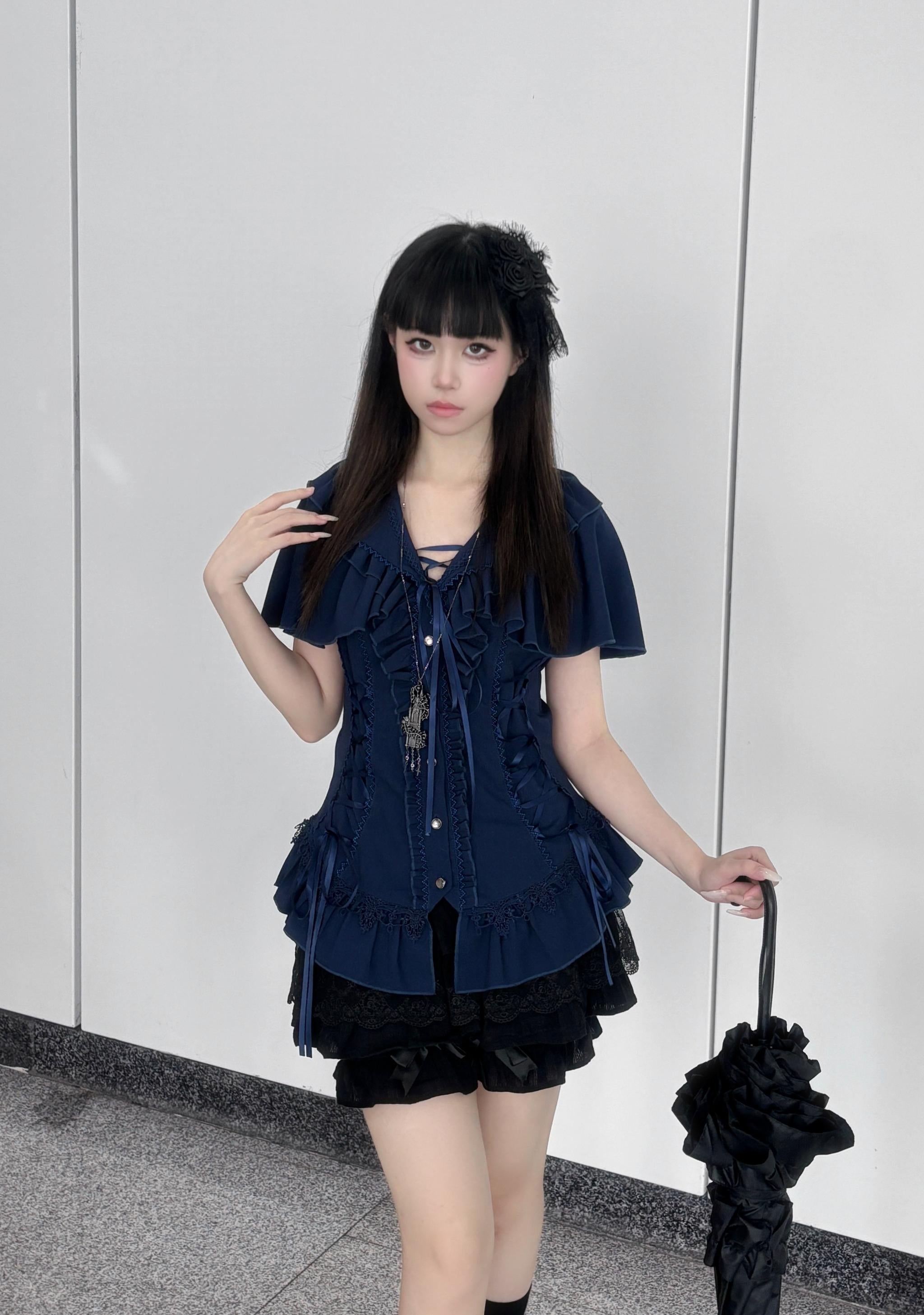 Cocoon Prelude - Gothic Lolita Capelet-Sleeve Blouse