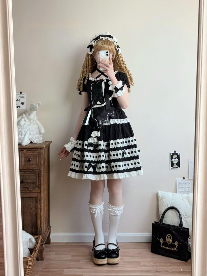 Uncle Wall Original~Cream Piping Artist~Cotton Sweet Lolita OP Halter-neck Dress With Accessory