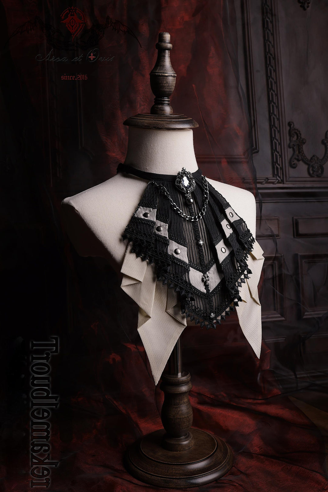 Arca et Ovis~Ouji Lolita Jabot Gothic Lolita Accessory Multiple Colors F Ivory Double Diamond