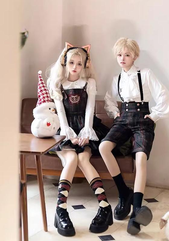 CastleToo~Christmas Limited~Ouji Lolita Suit Salopette Cape Mid-length Pants   