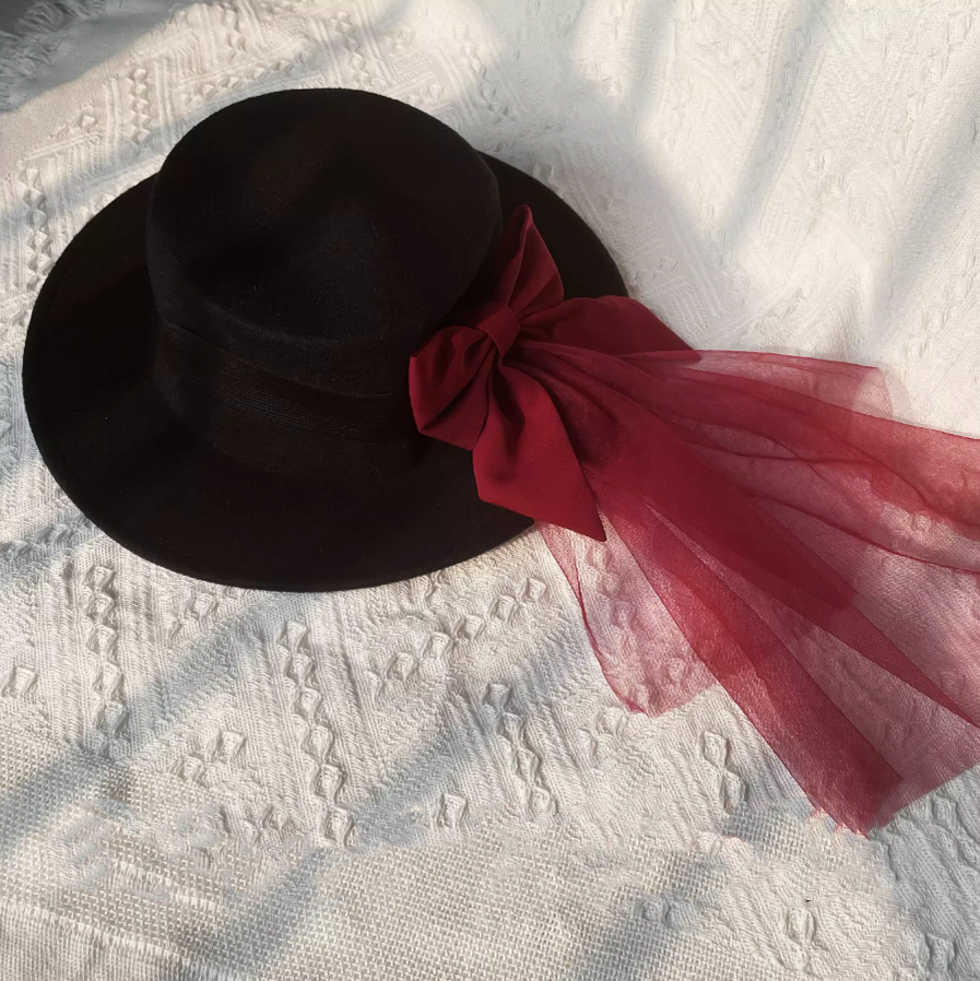 Uncle Wall Original~Worthy Girl~ Lolita Bow Clip and Black Top Hat free size black hat- red bow