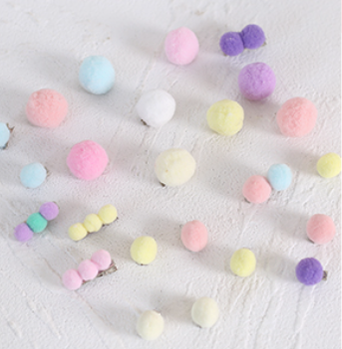 Xiaogui - Bared Sweet Lolita Accessory Pink and Blue Pompom Hair Clip