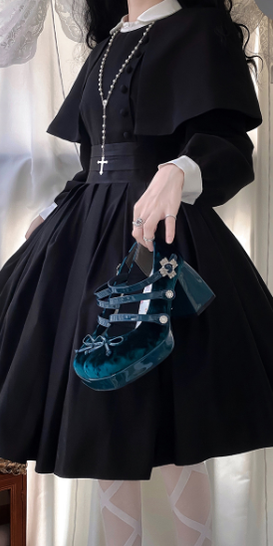 Pure Tea For Dream~Vintage Lolita Velvet Bow High-heel Shoes   