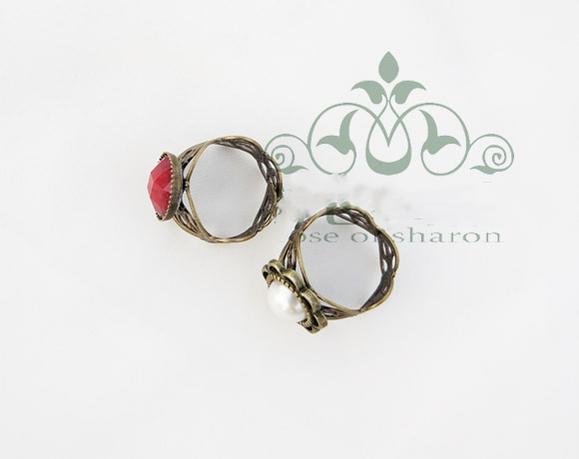 Rose of Sharon~Vintage Lolita Accessories Pearl Ring Ring   