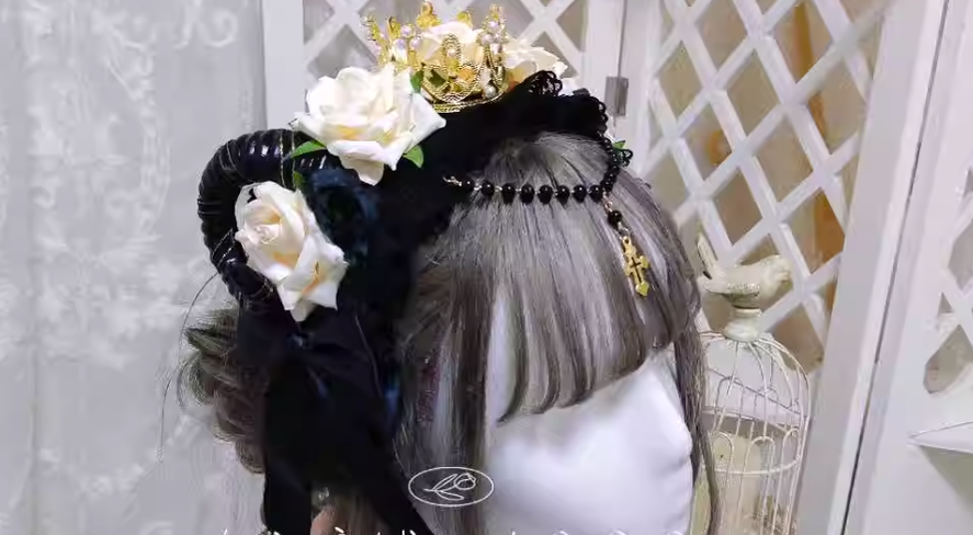 Yu Xixixi - Gothic Lolita Rose Crown KC with Veil Pendant Customized Black-beige (golden crown)