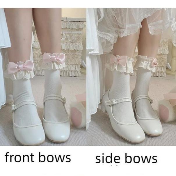 Roji Roji~Cotton Lolita Socks Lace Bow White Socks side bow a pair of white socks with pink bows 