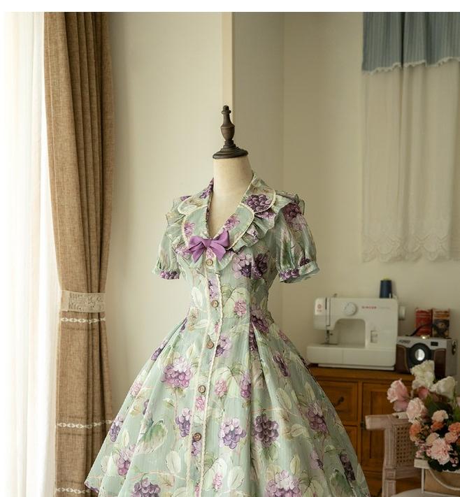 Forest wardrobe~Forest Small Grape~Retro Lolita Summer Dress S V-neckline OP dress(normal version) green