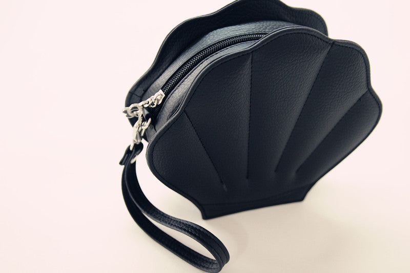 Loris~Shell Shape Lolita Bag free size black 