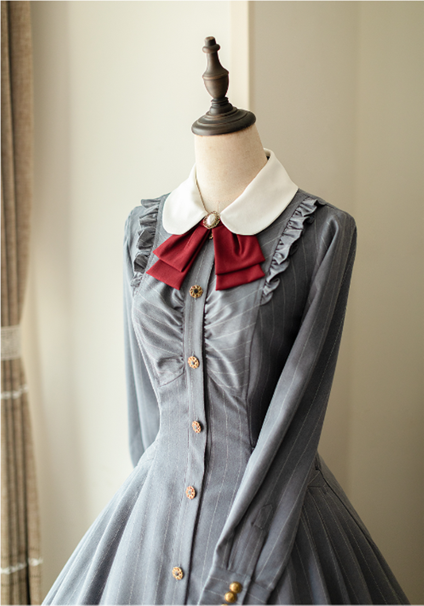 Forest Wardrobe~Winter Lolita Classic Front Open Stripe OP 6732:90078