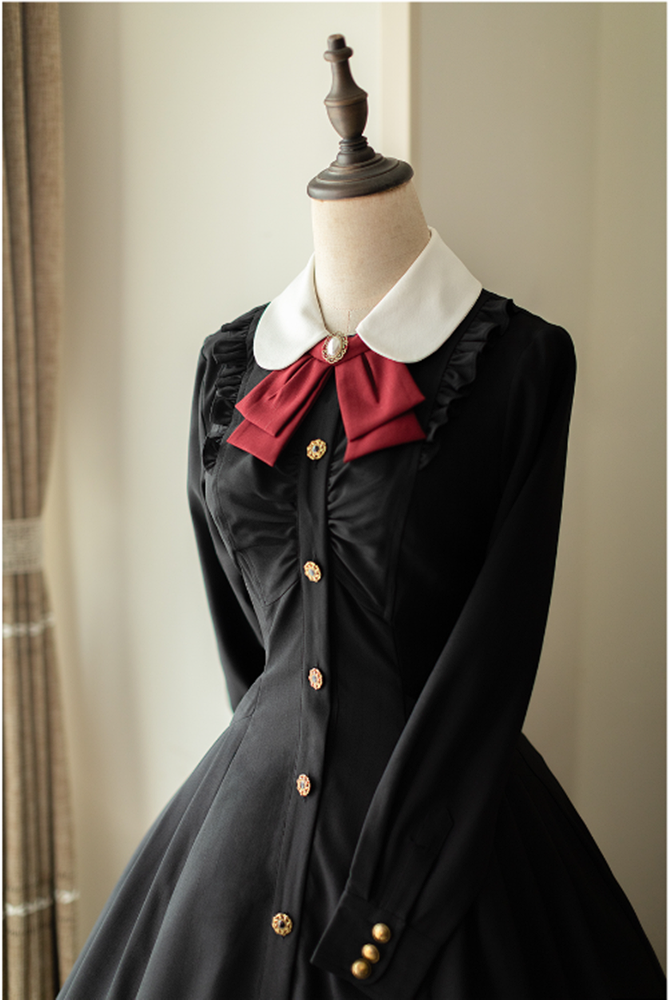 Forest Wardrobe~Winter Lolita Classic Front Open Stripe OP 6732:90082