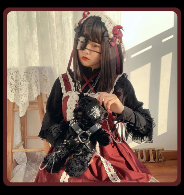 Blood Supply～Gothic Lolita Dark-themed Black Bear Bag