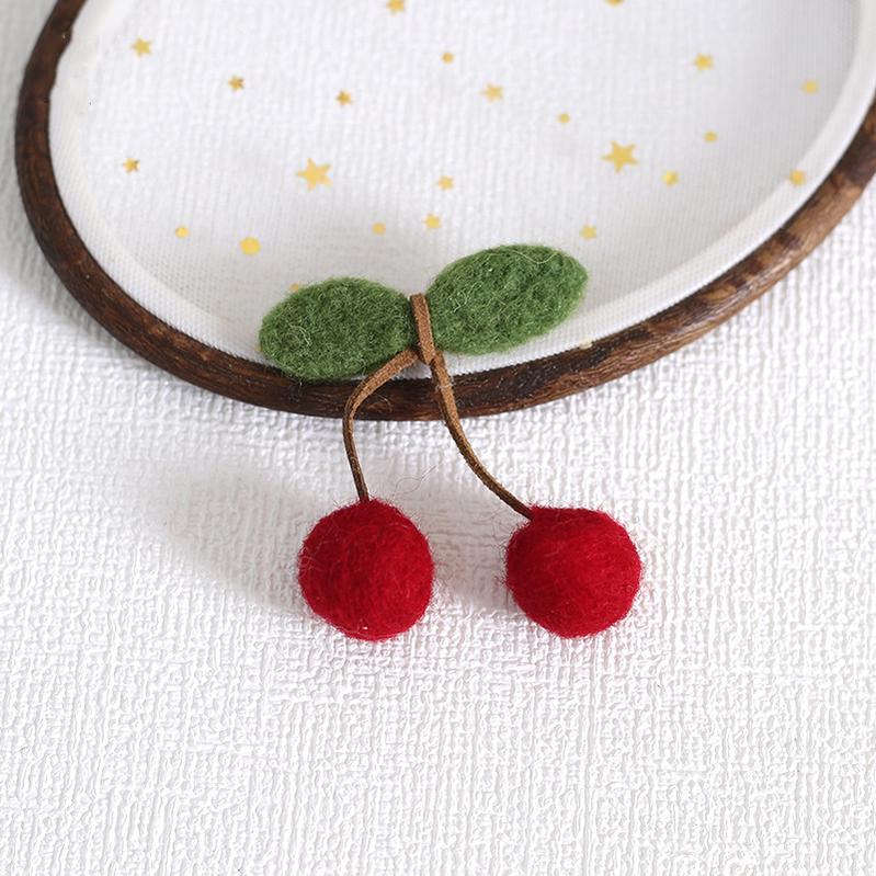 Xiaogui~Handmade Kawaii Wool Felt Cherry Clips red cherry fish-mouse clip (one)  