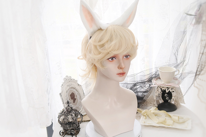 Pippi Palace - Lolita Short Curly Wig Pale Gold Air Bangs
