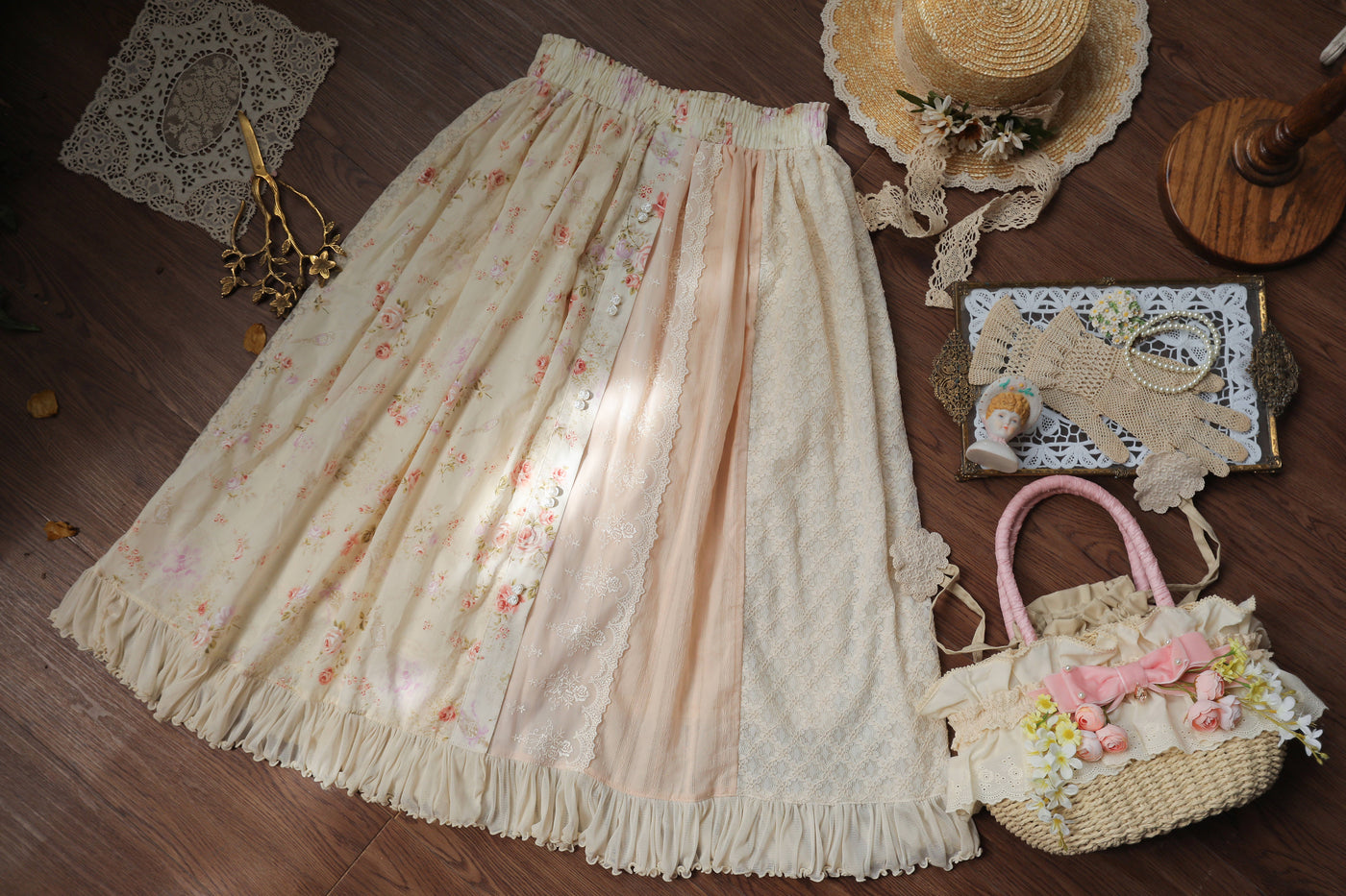 SweetDreamer~Nemo's Garden~Country Lolita Patchwork Skirt Free size perfume bottle and rose/length 75cm 