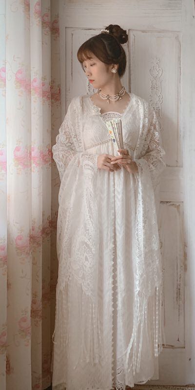 Surface Spell - MissBennet - Lace Classic Fringed Long Shawl