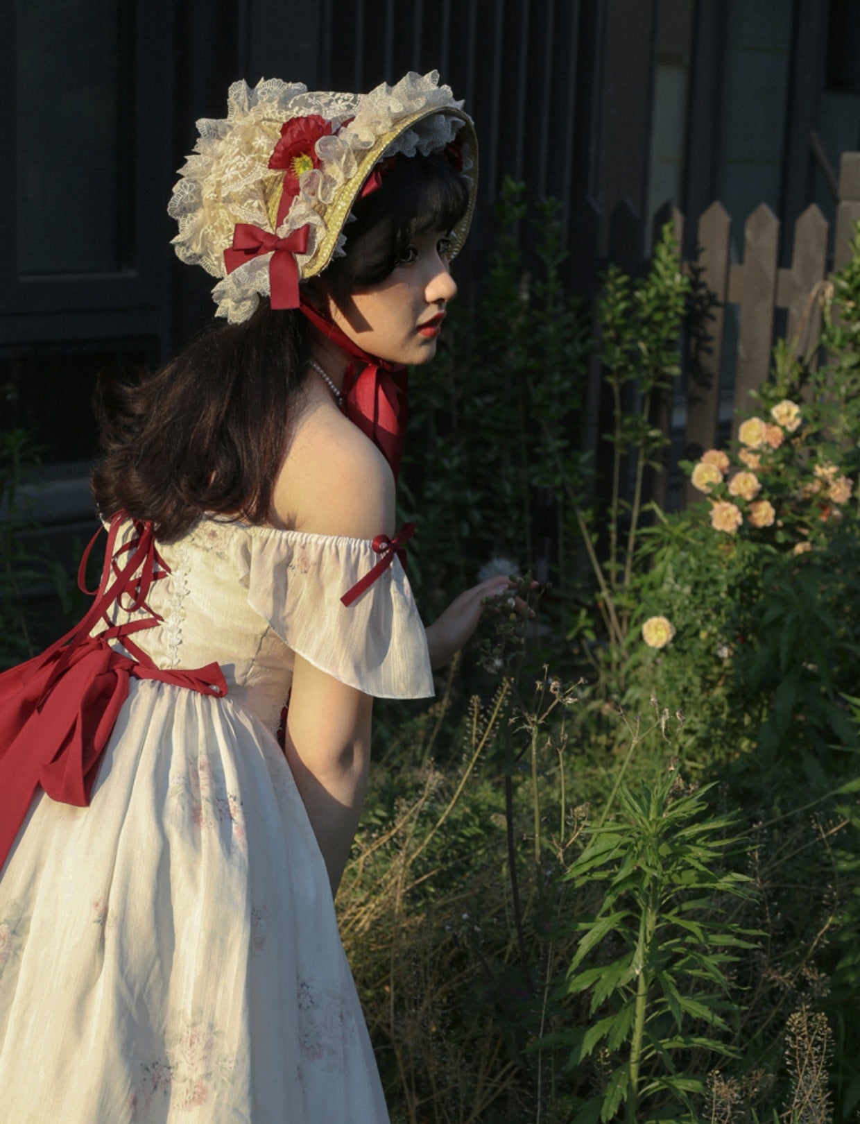 Sweet Wood - Elegant Floral Sweet Lolita OP Corset Accessory S red rose hat