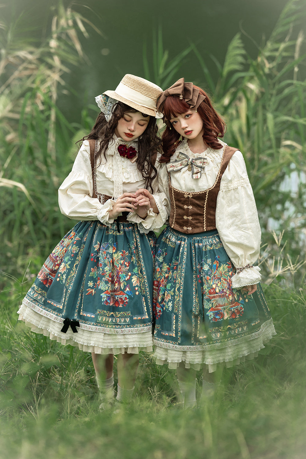 Miss Point - Praise of Abundance - Bavarian Velvet Lolita Jumper Dress