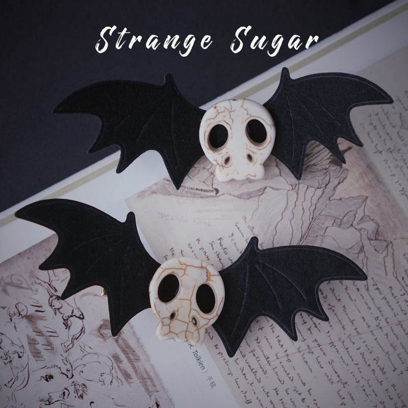 Strange Sugar - Gothic Headdress, Hallowen Skull Bat Hairclip No.2