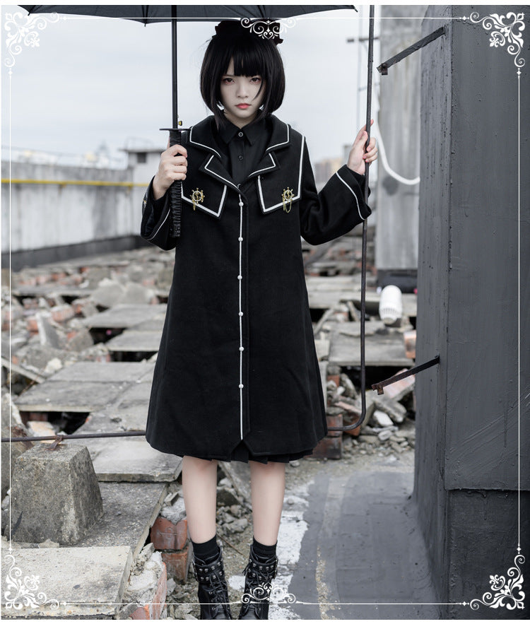 Eieyomi - Dark-themed Gothic Lolita Thick Coat S black