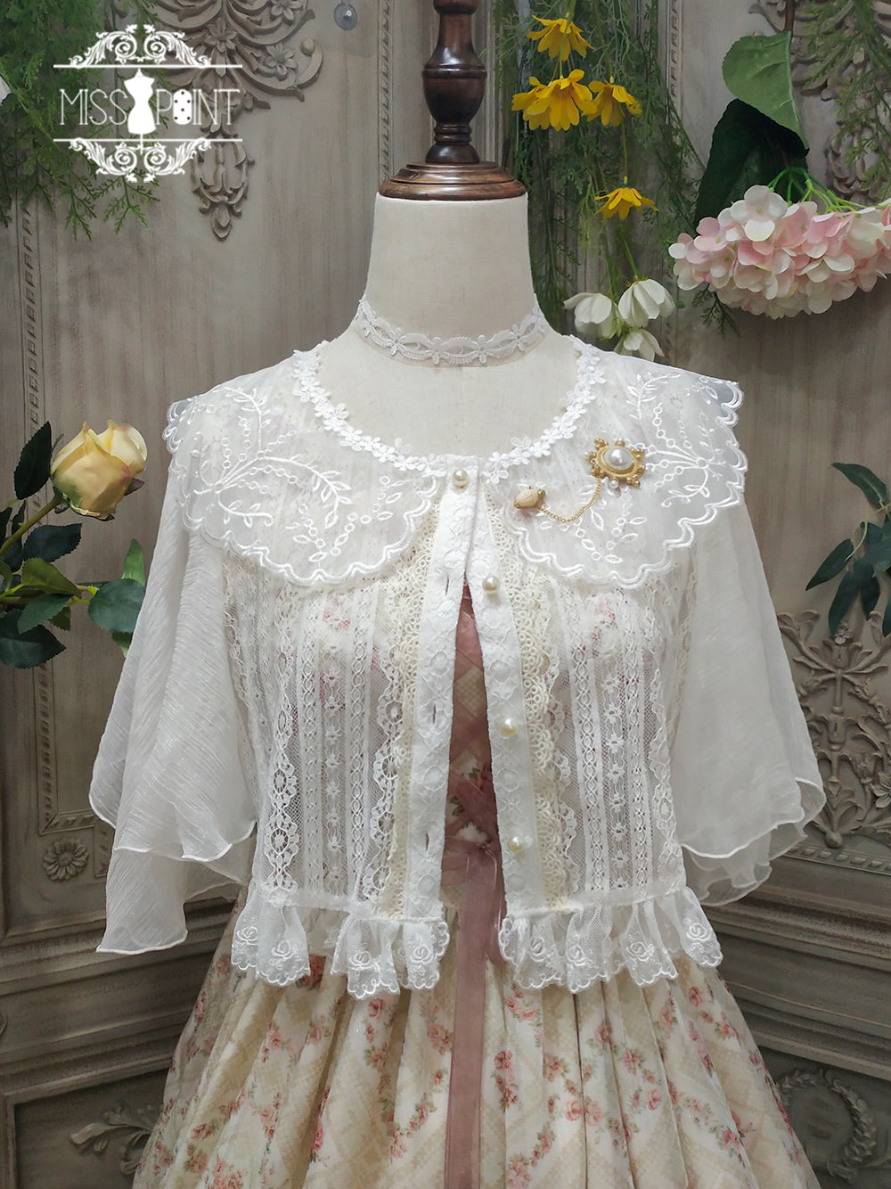 Miss Point - Woody Rose - Elegant Retro Lolita Blouse S white short sleeve