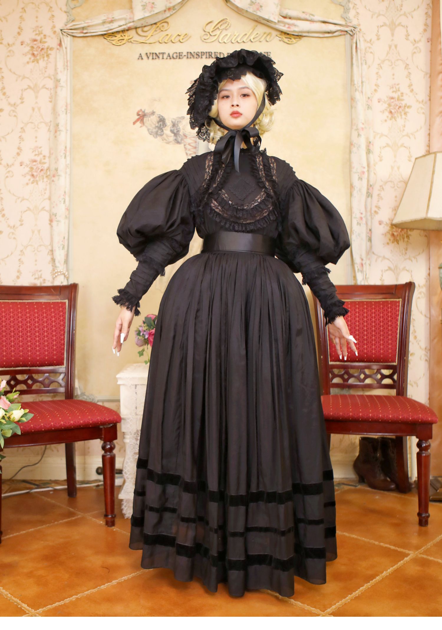 Lace Garden - Cool Summer - Vintage Lolita Victorian Shirt XS black shirt+ long skirt