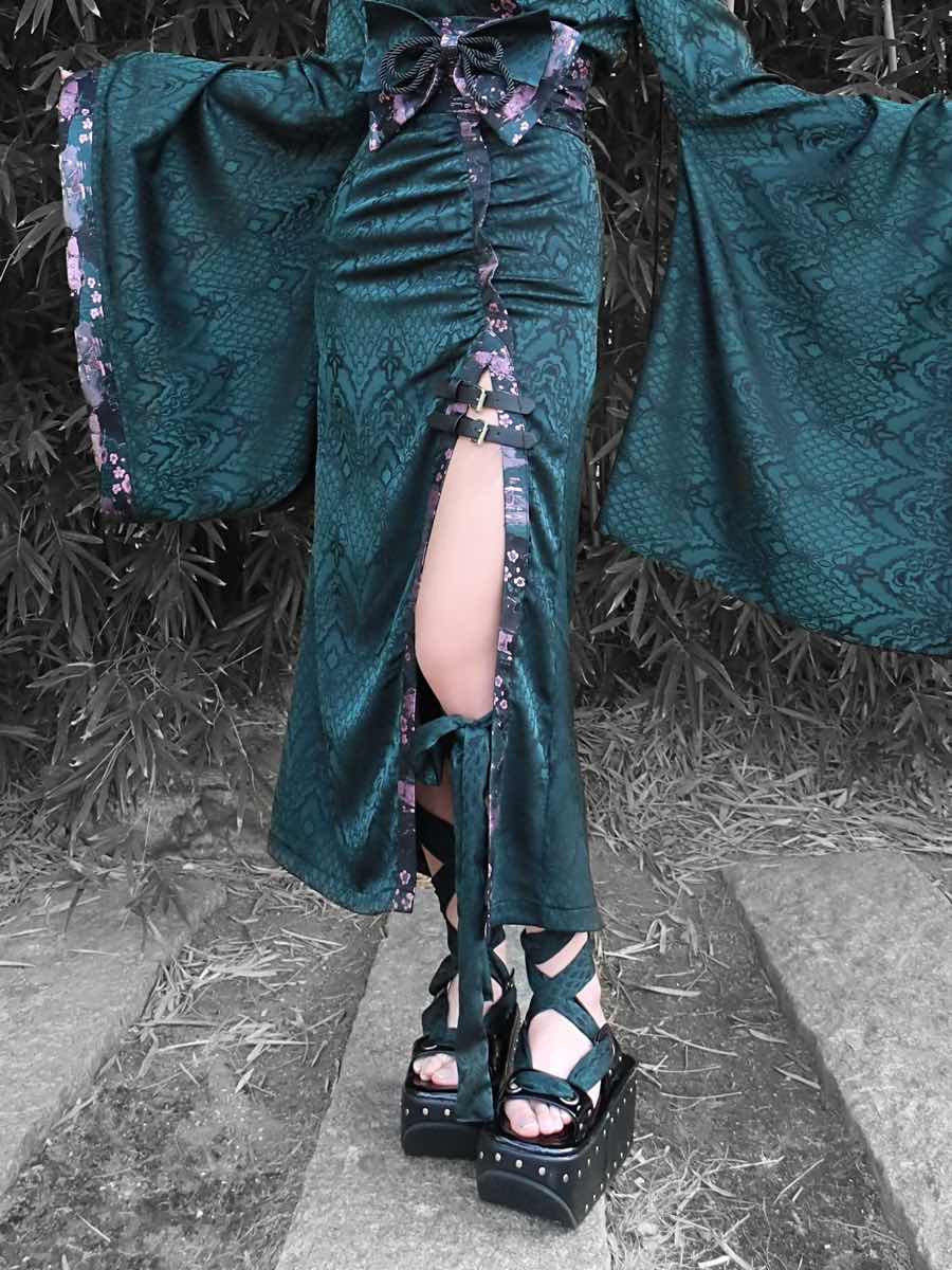 Blood Supply~Lustful Snake~ Slit Fishtail Gothic Lolita Skirt   