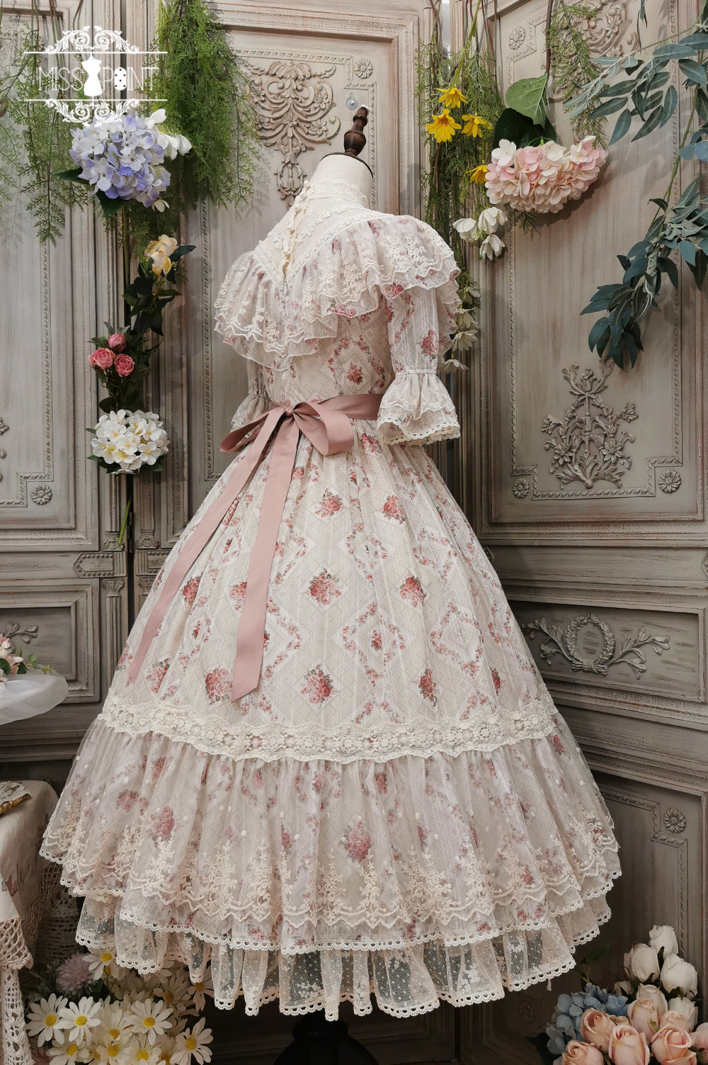 Miss Point - Woody Rose - Classic Elegant Floral Lolita OP Dress