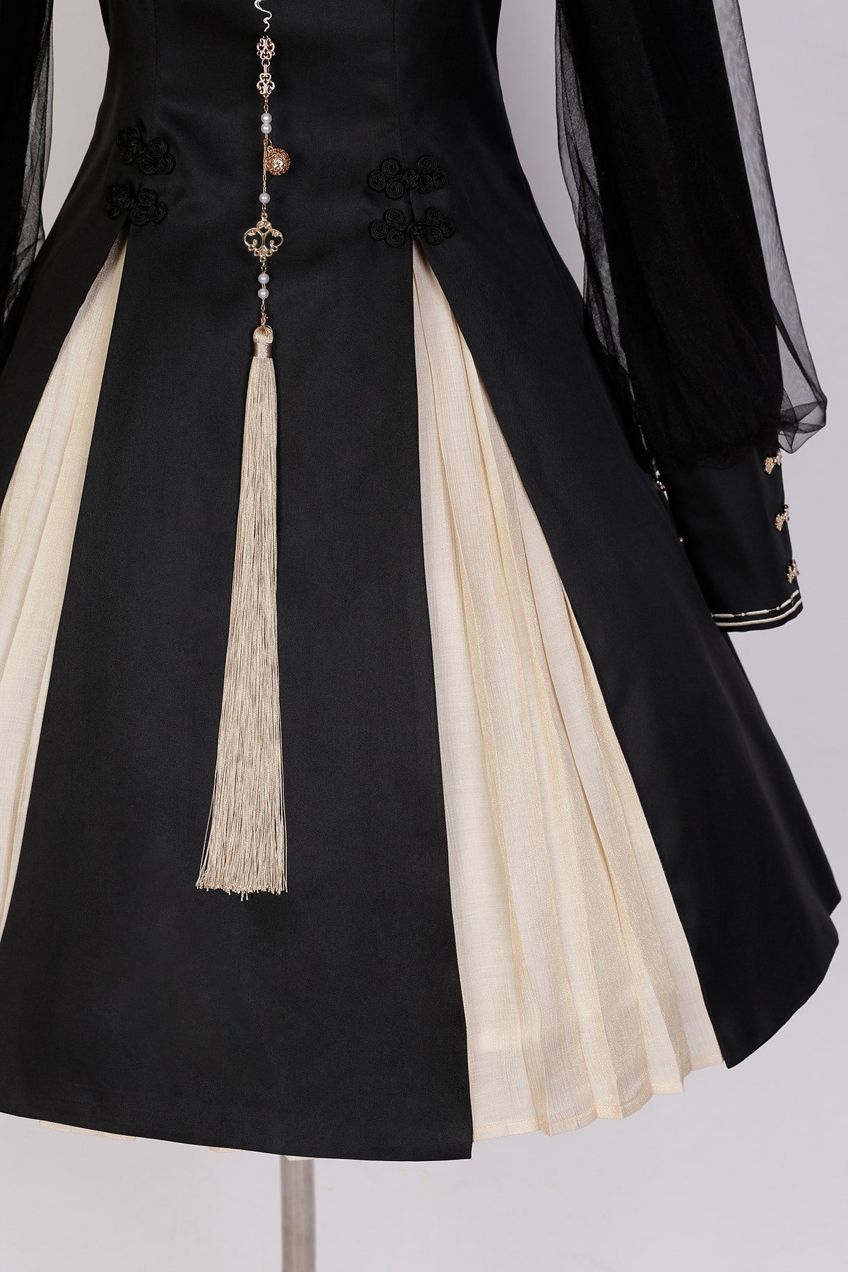 (Buyforme)Jinmu~Elegant Fusion of Gothic and Military Lolita Dress   